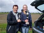 De dames slaan weer toe.